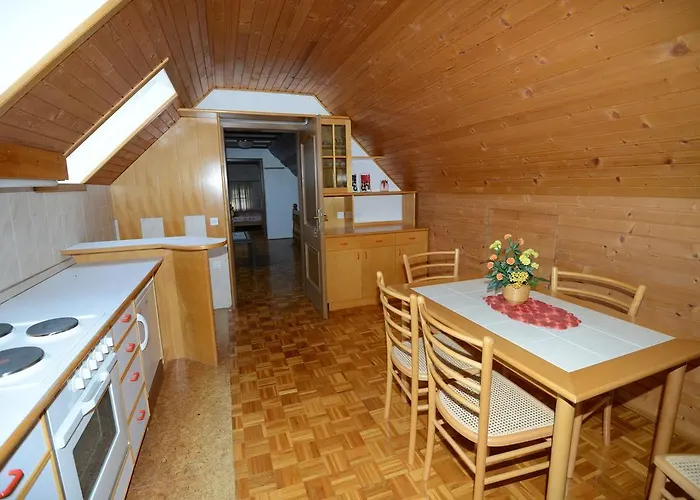 Apartma & Lipa Bohinj