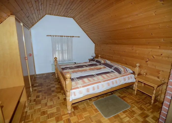 Apartma & Lipa Bohinj